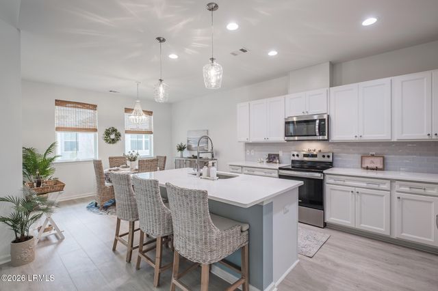 171 Tropics Avenue, Hardeeville, SC 29927