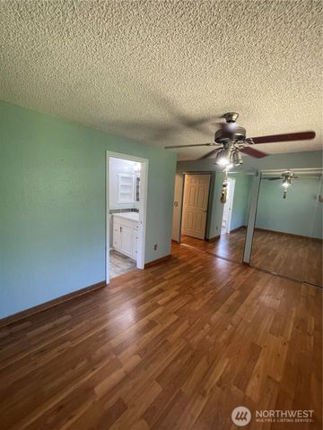 32508 44th Avenue S, Federal Way, WA 98001