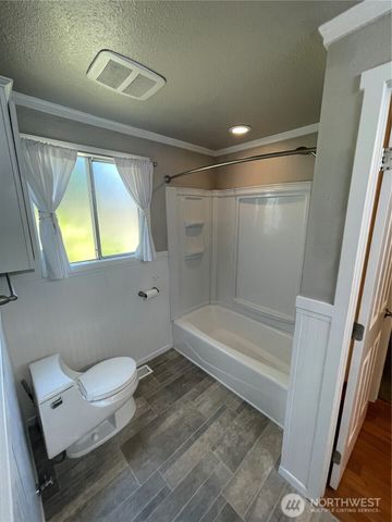 32508 44th Avenue S, Federal Way, WA 98001