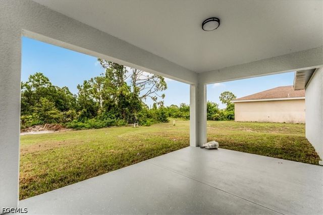3609 22nd ST SW, Lehigh Acres, FL 33976