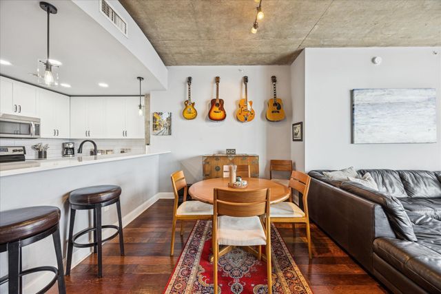 360 Nueces ST 4009, Austin, TX 78701