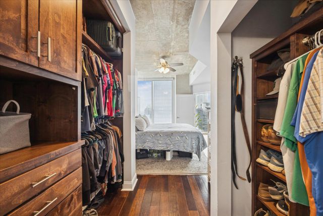 360 Nueces ST 4009, Austin, TX 78701