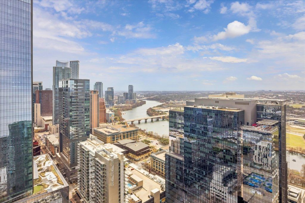 360 Nueces ST 4009, Austin, TX 78701