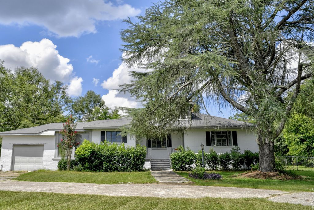 2925 Ulm Road, Hephzibah, GA 30815