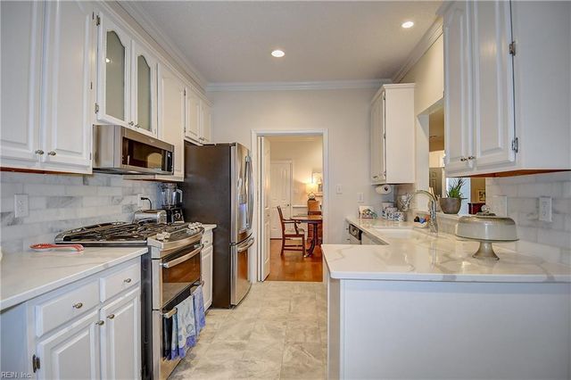 949 Royal Cove WAY, Virginia Beach, VA 23454