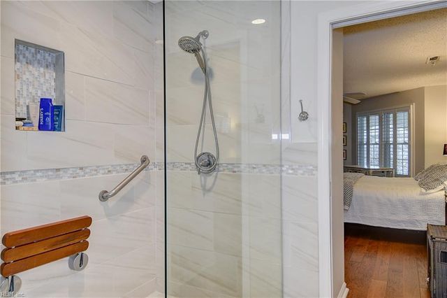 949 Royal Cove WAY, Virginia Beach, VA 23454