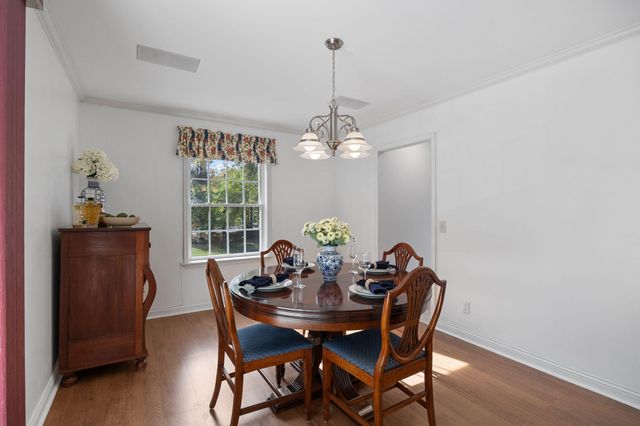 4812 Valley View Road, Edina, MN 55424