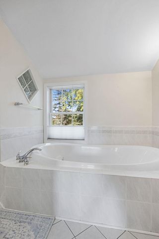 4812 Valley View Road, Edina, MN 55424