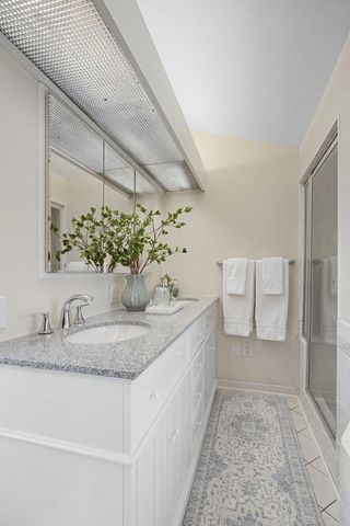 4812 Valley View Road, Edina, MN 55424