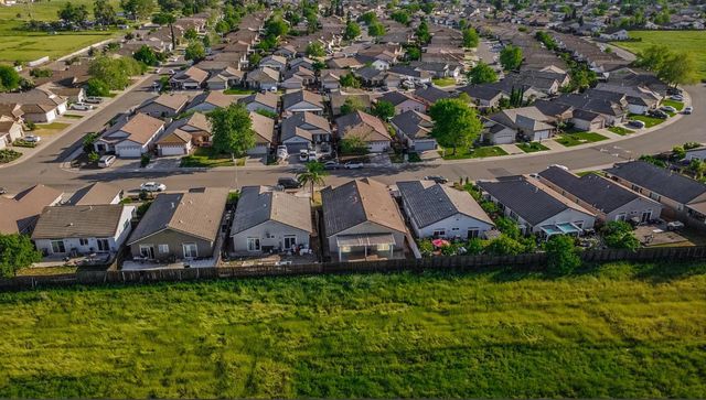 7766 Dersingham Dr, Sacramento, CA 95829