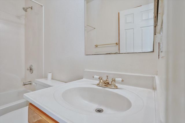 7766 Dersingham Dr, Sacramento, CA 95829