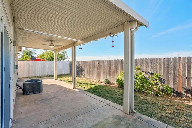 7766 Dersingham Dr, Sacramento, CA 95829