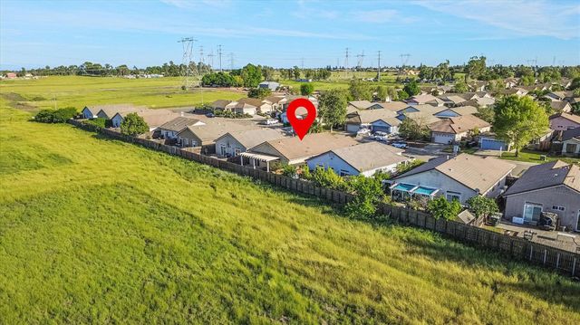 7766 Dersingham Dr, Sacramento, CA 95829