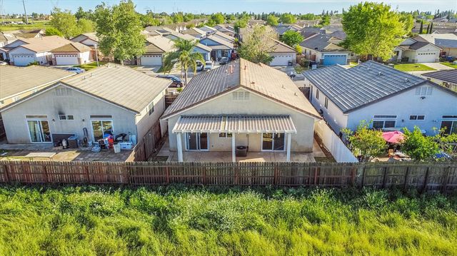 7766 Dersingham Dr, Sacramento, CA 95829