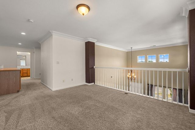 8727 Whitehouse Rd, Elk Grove, CA 95758