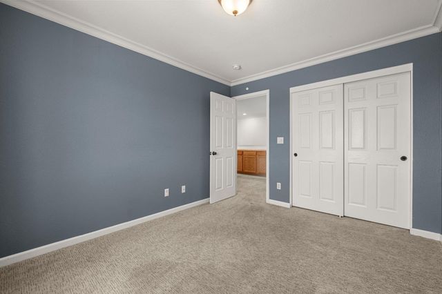 8727 Whitehouse Rd, Elk Grove, CA 95758