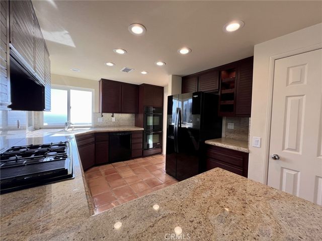 16 Saint Tropez, Laguna Niguel, CA 92677
