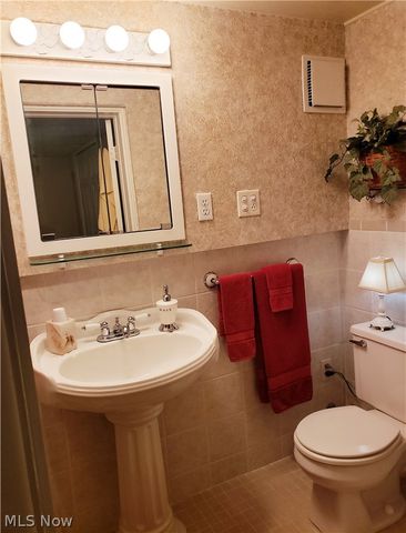2309 Harrison Avenue, Parkersburg, WV 26104