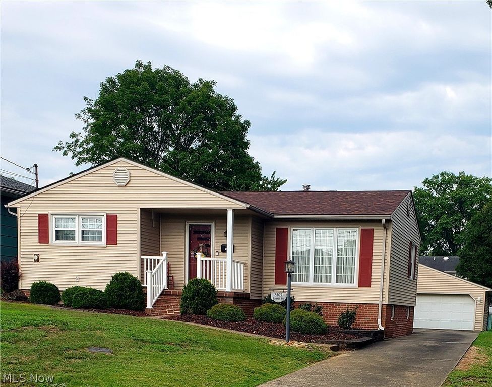 2309 Harrison Avenue, Parkersburg, WV 26104
