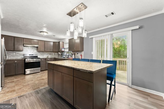 3677 Waverly Oaks Way, Snellville, GA 30039