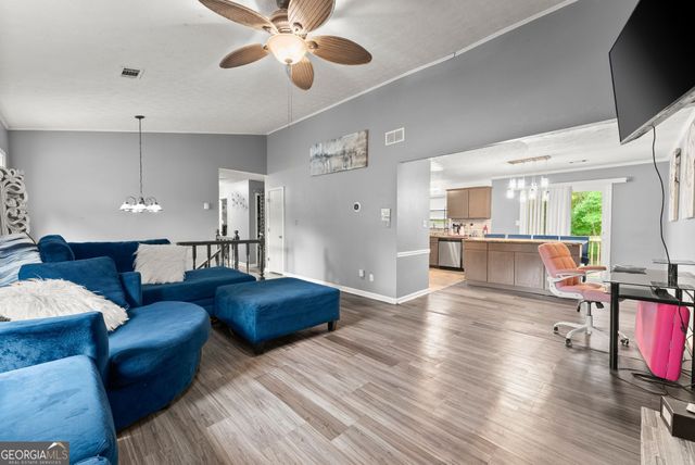 3677 Waverly Oaks Way, Snellville, GA 30039