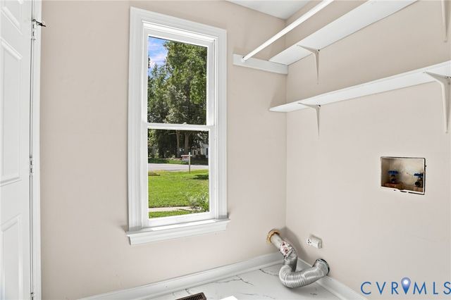 8262 Tangle Oaks Ct, Mechanicsville, VA 23111