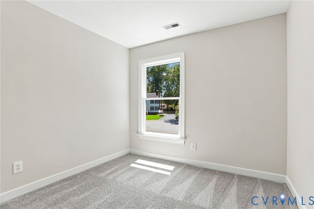 8262 Tangle Oaks Ct, Mechanicsville, VA 23111