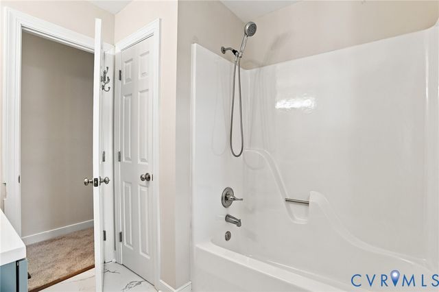 8262 Tangle Oaks Ct, Mechanicsville, VA 23111