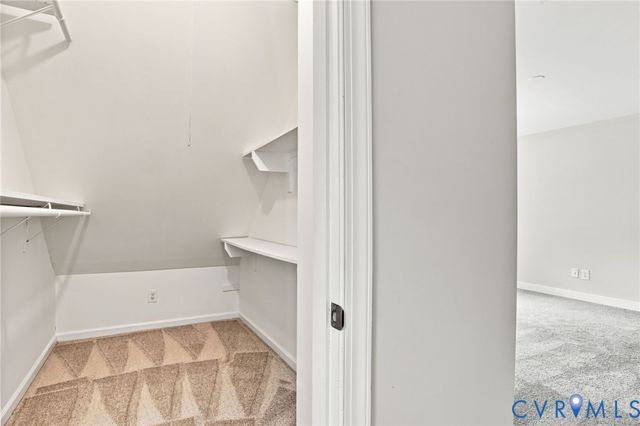 8262 Tangle Oaks Ct, Mechanicsville, VA 23111