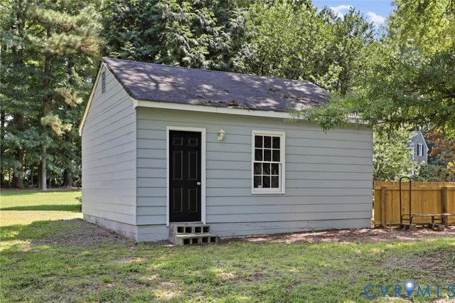 8262 Tangle Oaks Ct, Mechanicsville, VA 23111