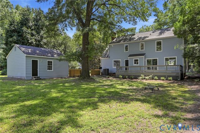 8262 Tangle Oaks Ct, Mechanicsville, VA 23111