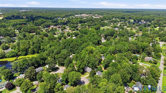 8262 Tangle Oaks Ct, Mechanicsville, VA 23111