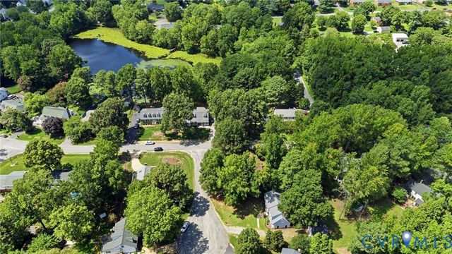 8262 Tangle Oaks Ct, Mechanicsville, VA 23111