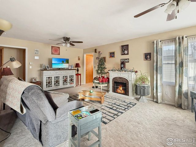 327 E Emerson St, Holyoke, CO 80734