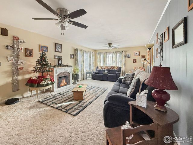 327 E Emerson St, Holyoke, CO 80734