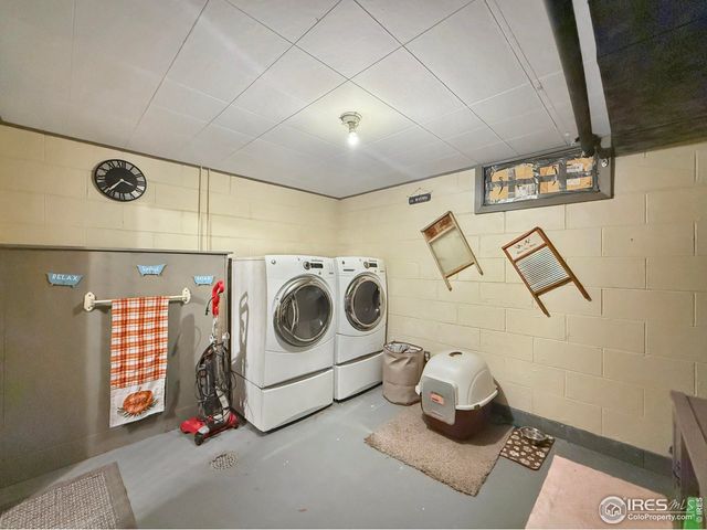 327 E Emerson St, Holyoke, CO 80734