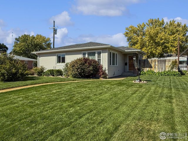 327 E Emerson St, Holyoke, CO 80734