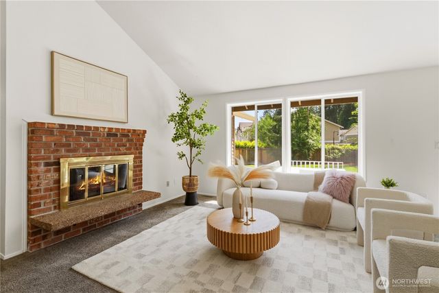 1016 215th Street SE, Bothell, WA 98021