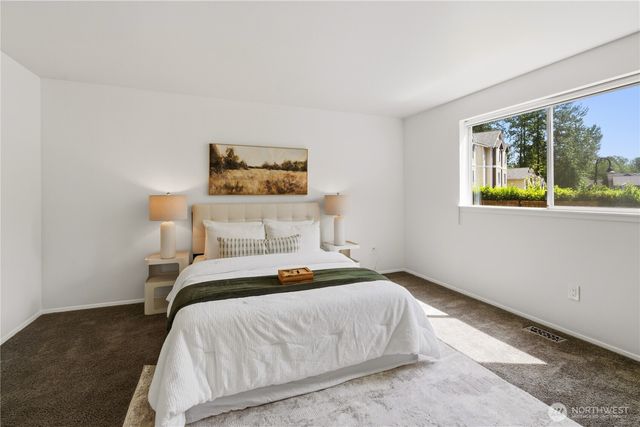 1016 215th Street SE, Bothell, WA 98021