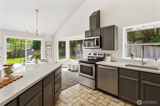 1016 215th Street SE, Bothell, WA 98021