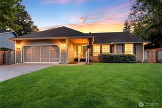 1016 215th Street SE, Bothell, WA 98021