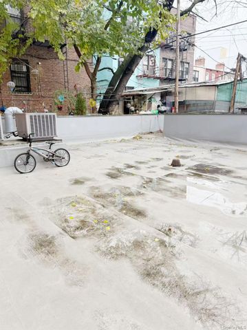 8510 Elmhurst Avenue 1C, Elmhurst, NY 11373