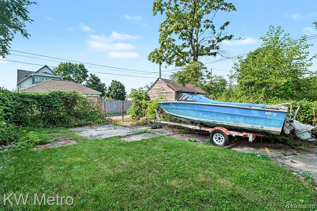 6345 Whitehead Street, Detroit, MI 48210