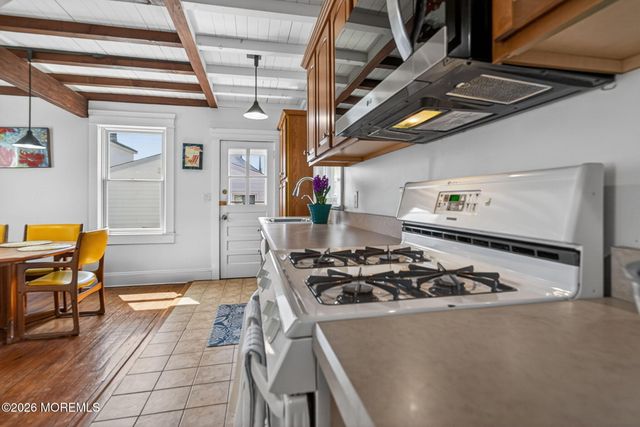 82 Franklin Avenue, Ocean Grove, NJ 07756