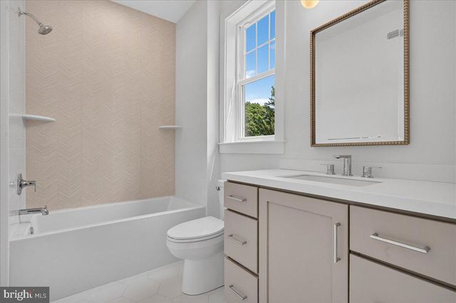 440 HIGHLAND AVE, Malvern, PA 19355