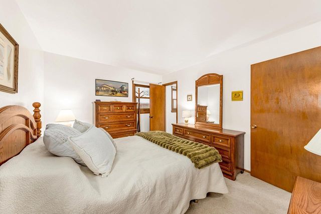 5640 S 30 Street, Milwaukee, WI 53221