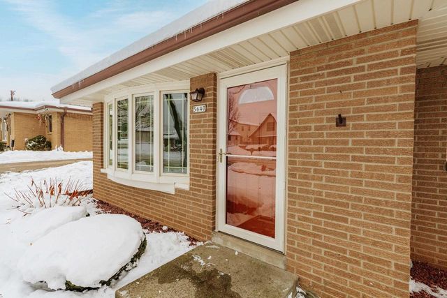 5640 S 30 Street, Milwaukee, WI 53221