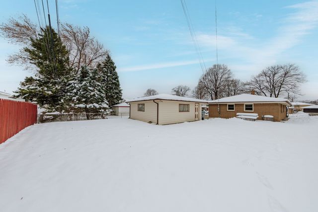 5640 S 30 Street, Milwaukee, WI 53221