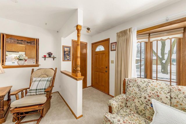 5640 S 30 Street, Milwaukee, WI 53221