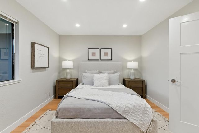 999 W Evelyn Terrace 29, Sunnyvale, CA 94086
